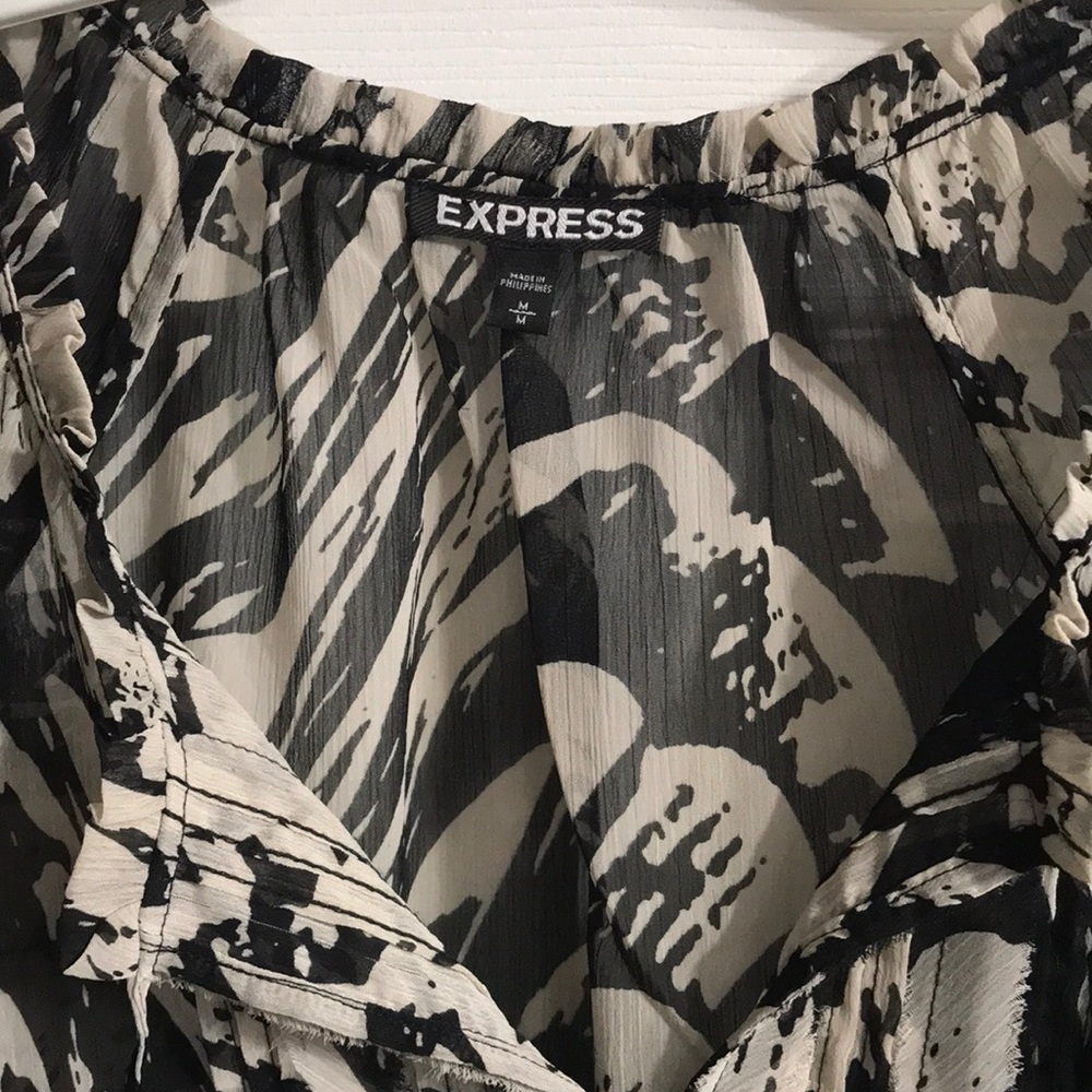 Express Shirt - Picture 5 of 6